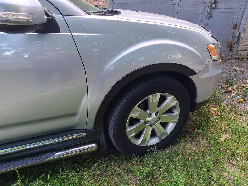 Купити Накладки на арки (4 шт, чорні) для Mitsubishi Outlander 2006-2012 рр