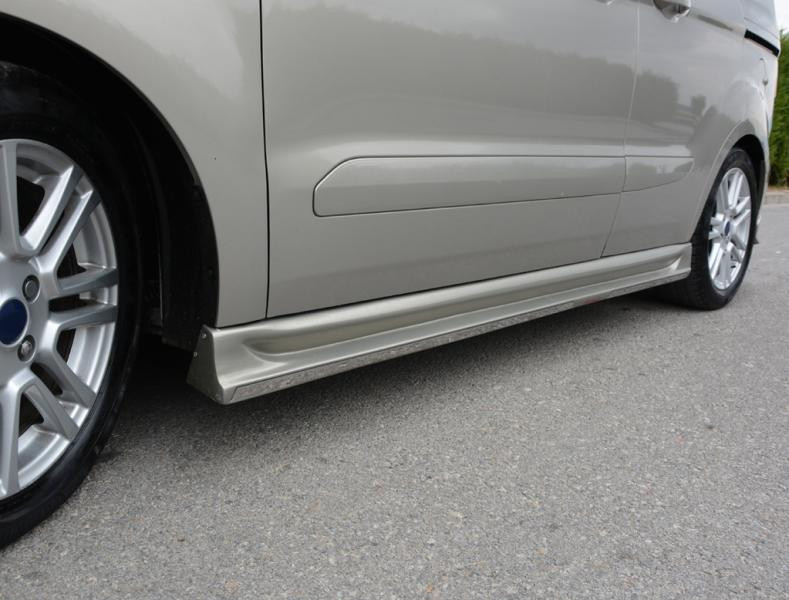 Купить Боковые пороги (под покраску) для Ford Courier 2014-2023 гг