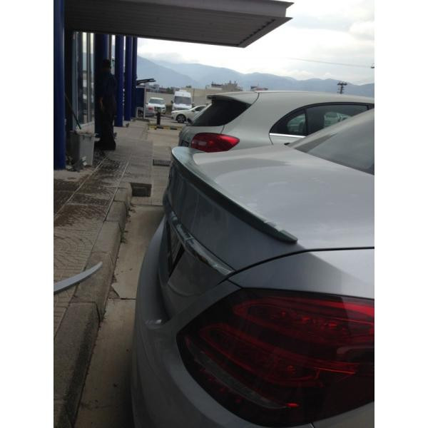 Купити Спойлер (під фарбування) для Mercedes C-class W204 2007-2015рр