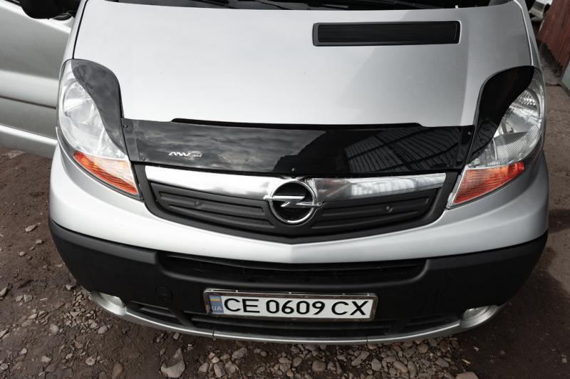 Купить Реснички Porshe-style Черный мат для Nissan Primastar 2002-2014 гг