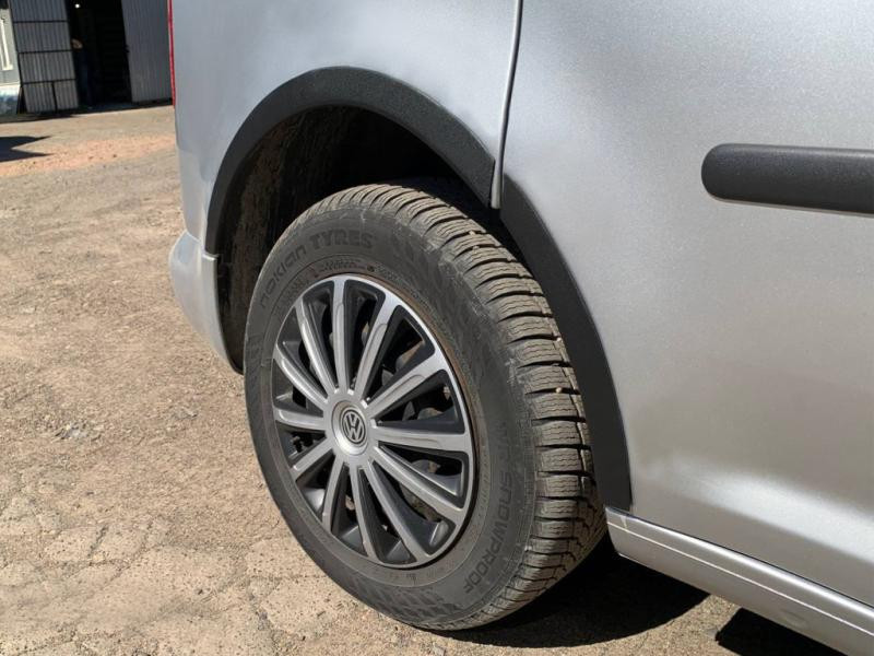 Купити Накладки на арки (чорний мат) Коротка база, 2 бічних (метал) для Volkswagen Caddy 2010-2015 рр