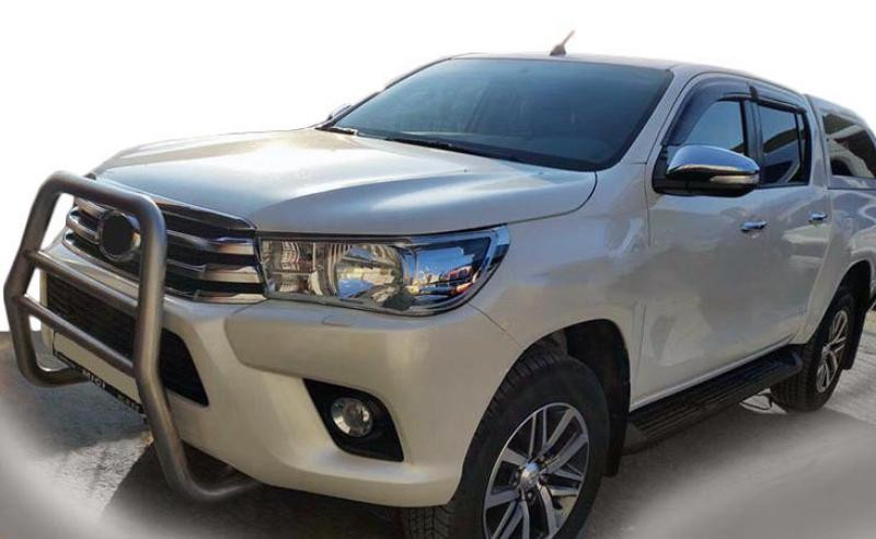 Купить Передняя защита QT007 (нерж) для Toyota Hilux 2015- гг