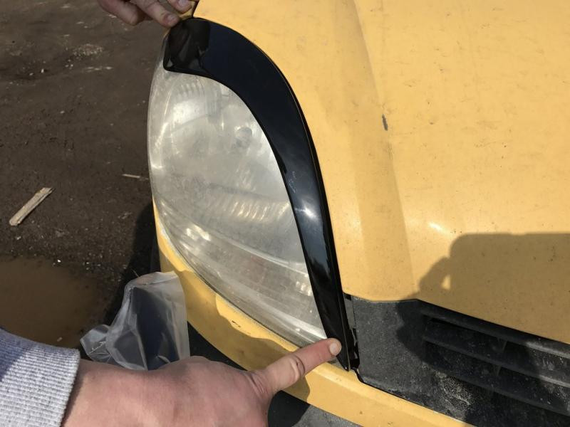 Купити Війки (2 шт., Чорний ABS) (2003-2008) Чорний мат для Renault Kangoo рр