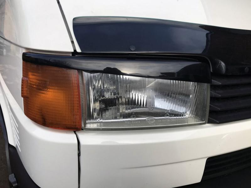 Купить Реснички Прямой капот (2 шт) Черный мат для Volkswagen T4 Caravelle/Multivan