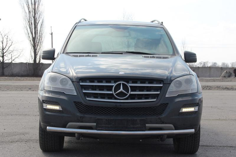 Купити Передній захист ST008 (нерж) для Mercedes ML W164