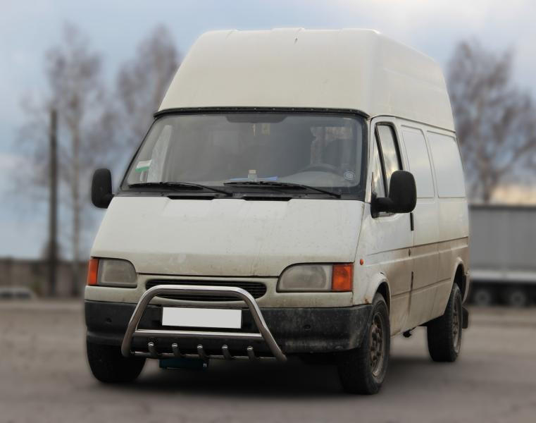 Купити Кенгурятник WT003 (нерж) для Ford Transit 1991-2000 рр
