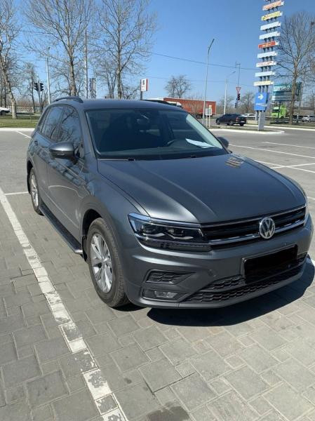 Купити Бокові пороги ОЕМ для звичайного (2 шт., алюм) для Volkswagen Tiguan 2016-2023 рр