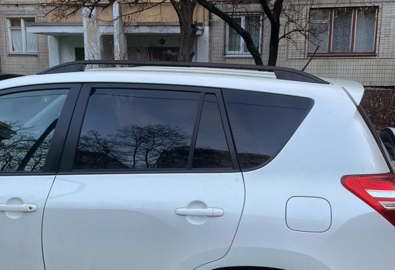 Купити Рейлінги Skyport (Чорні) Коротка база для Toyota Rav 4 2006-2013 рр