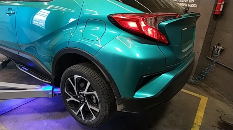 Купить Боковые подножки Оригинал V2 (2 шт, алюм.) для Toyota C-HR 2016-2023 гг