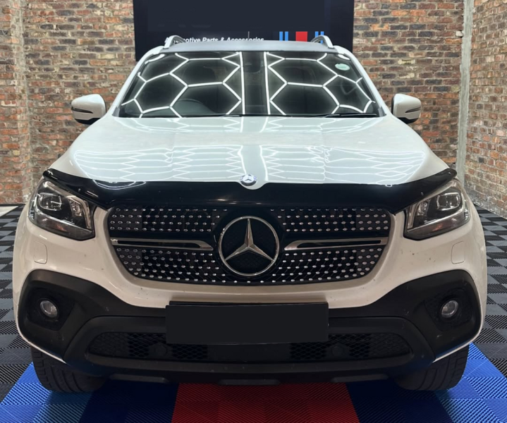 Купити Передня решітка Diamond для Mercedes X class