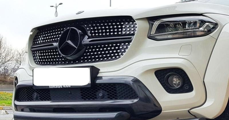 Купити Передня решітка Diamond для Mercedes X class