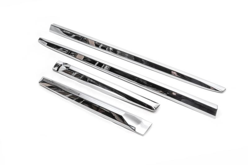 Купити Молдинг дверей (дизайн 2018-2025) для Toyota Land Cruiser Prado 150