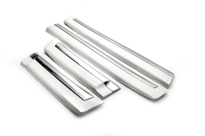 Купить Комплект дверных молдингов (2008-2016) Белый цвет для Toyota Land Cruiser 200