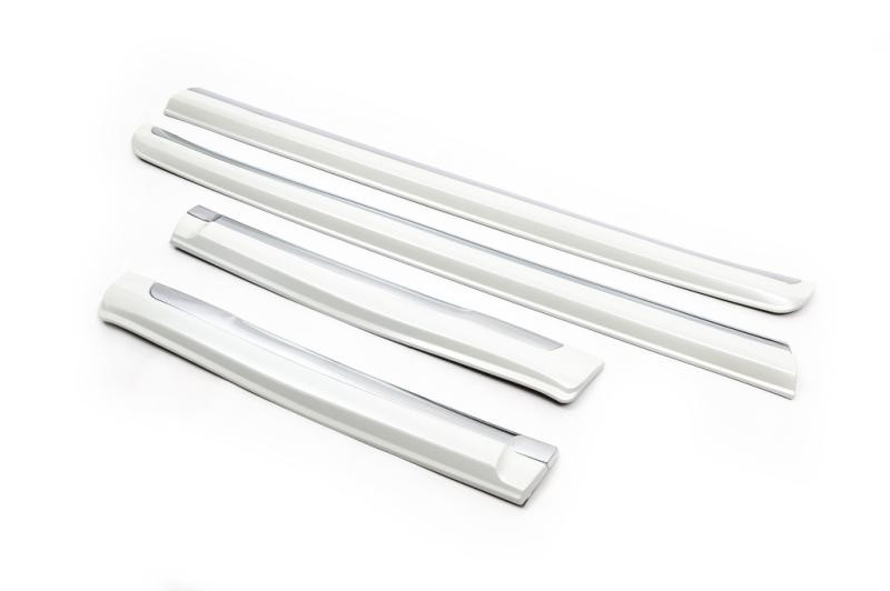 Купити Молдинг дверей (дизайн 2013-2017) Чорний колір для Toyota Land Cruiser Prado 150