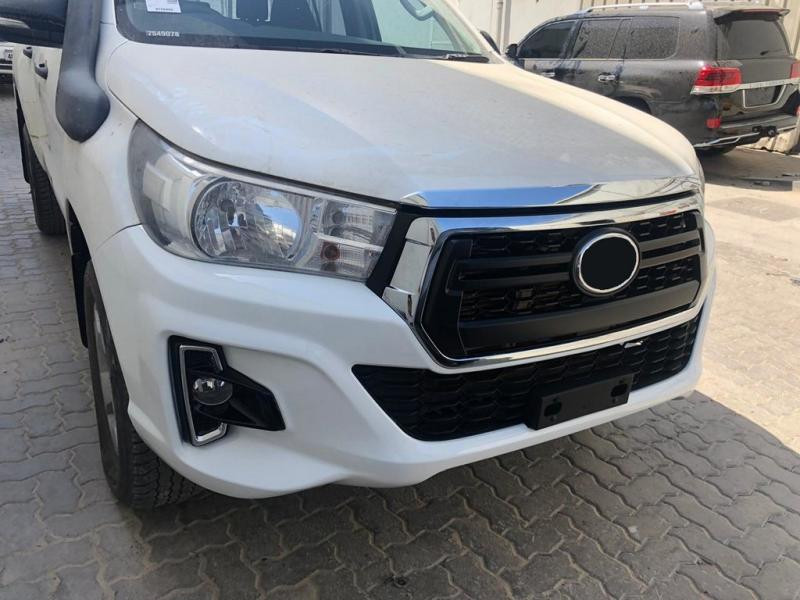 Купити Передній бампер Rocco (для 2015-2020) для Toyota Hilux 2015- рр