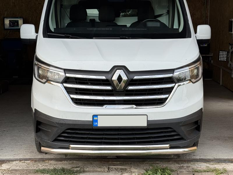 Купити Передній захист ST014 (нерж.) d60/60 для Renault Trafic 2015- рр