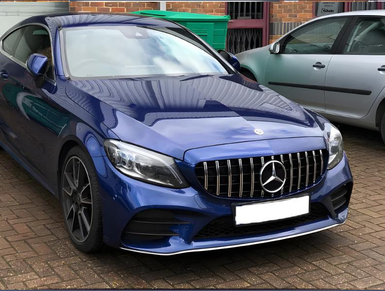 Купити Передня решітка Panamericana GT (для Avantgarde/AMG-Line/C43 AMG) 2018-2025, без камери для Mercedes C-сlass W205 рр