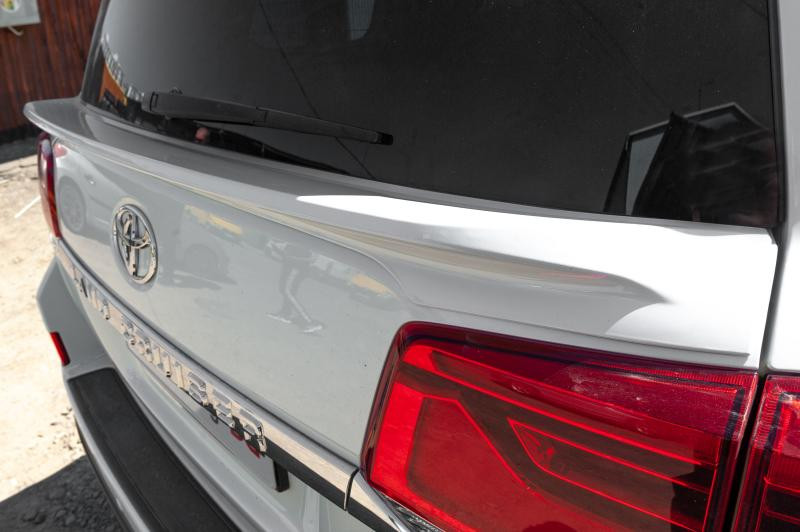 Купити Спойлер WALD (нижній, 2015-2025) Білий колір для Toyota Land Cruiser 200