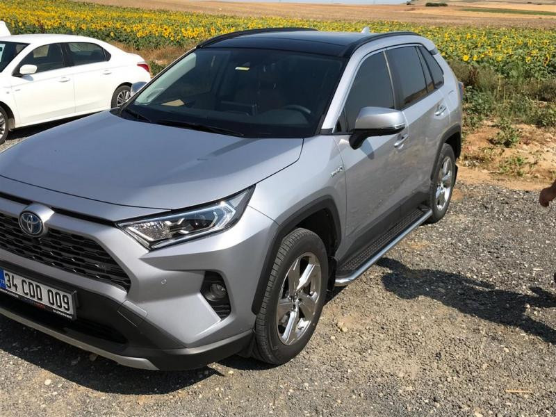 Купить Боковые пороги Maydos V2 (2 шт., алюминий с нержавейкой) для Toyota Rav 4 2019- гг
