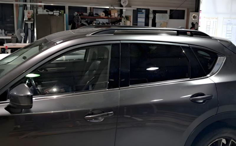 Купити Рейлінги Skyport Black (2 шт) для Mazda CX-5 2017- рр