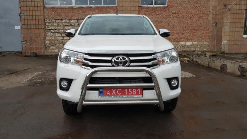 Купити Кенгурятник WT007 (нерж) для Toyota Hilux 2015- рр