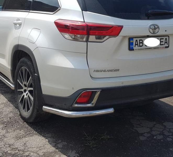 Купити Задні куточки (2 шт., нерж) для Toyota Highlander 2013-2019 рр