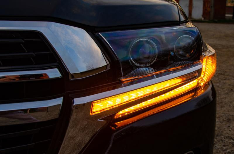 Купити Вії з LED (2016-2025) для Toyota Land Cruiser 200