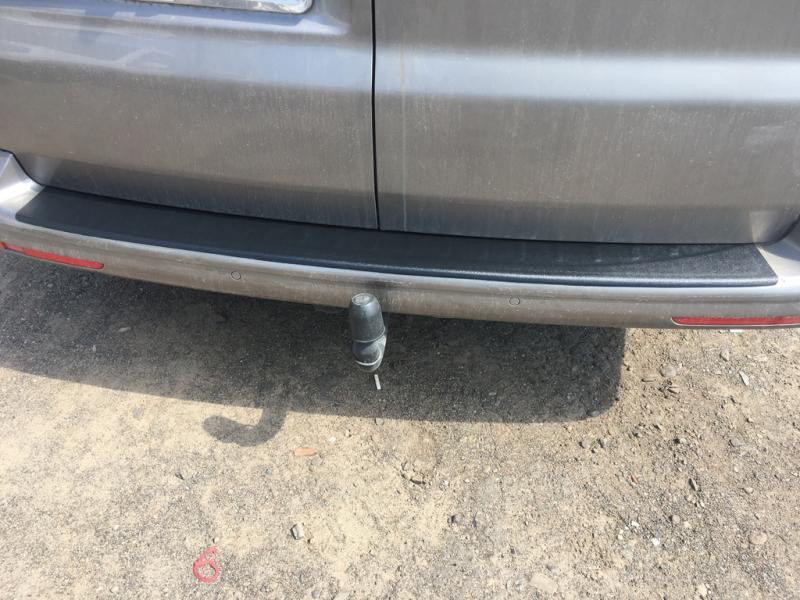 Купить Накладка на задний бампер DDU (1 дверь, ABS) для Volkswagen T6