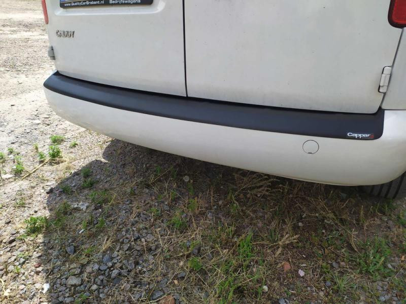 Купити Накладка на задній бампер (ABS) для Volkswagen Caddy 2010-2015 рр