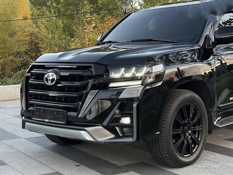 Купить Передние фары 2016-2025 (LX-Design) для Toyota Land Cruiser 200