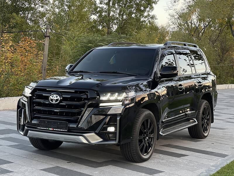 Купить Передние фары 2016-2025 (LX-Design) для Toyota Land Cruiser 200