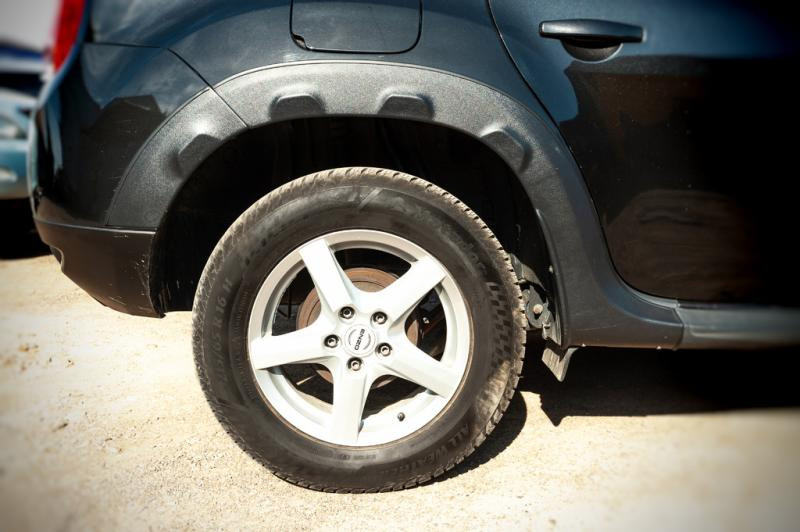 Купить Расширители арок с выпуклостями (8 шт, ABS) DDU - Украина для Renault Duster 2008-2017 гг