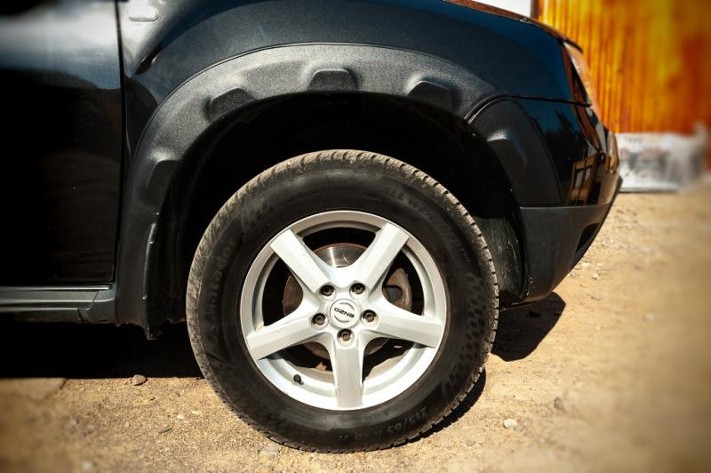 Купить Расширители арок с выпуклостями (8 шт, ABS) DDU - Украина для Renault Duster 2008-2017 гг