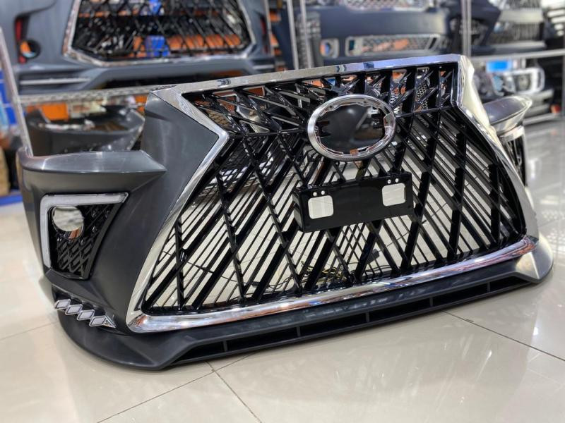 Купить Передний бампер Lexus-design V2 для Toyota Hilux 2015- гг