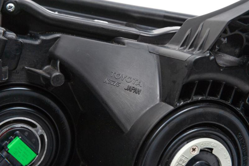 Купити Передня оптика рефлекторна (2017-2025, 2 шт) оригінал для Toyota Land Cruiser Prado 150