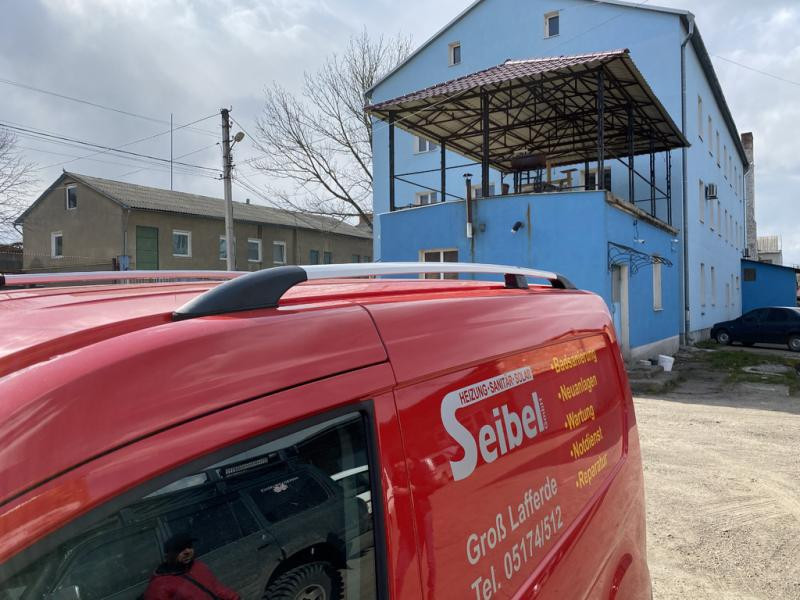 Купить Рейлинги Хром Макси, пластиковые ножки для Ford Connect 2014-2021 гг