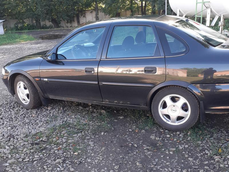 Купити Накладки на арки (4 шт, чорні) ABS пластик для Opel Vectra B 1995-2002 рр
