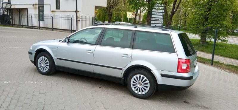 Купити Накладки на арки (4 шт, чорні) SW, 1996-2005, ABS для Volkswagen Passat B5 рр