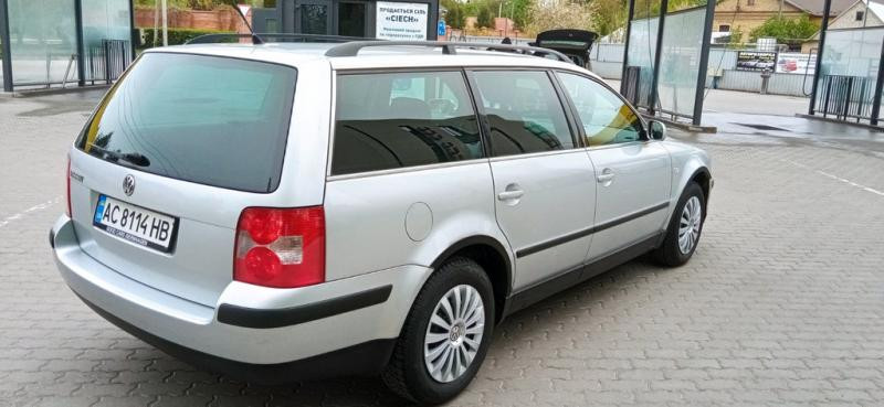 Купити Накладки на арки (4 шт, чорні) SW, 1996-2005, ABS для Volkswagen Passat B5 рр