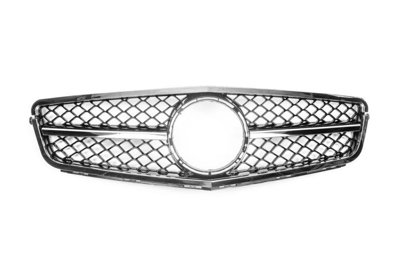 Купити Передня решітка AMG Silver для Mercedes C-class W204 2007-2015рр