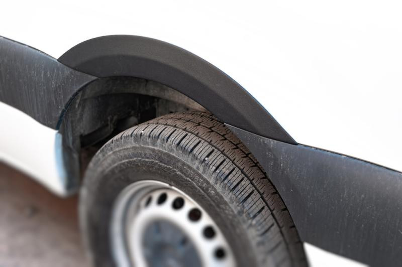 Купить Накладки на арки (4 шт, черные) для Mercedes Sprinter W907/W910 2018- гг