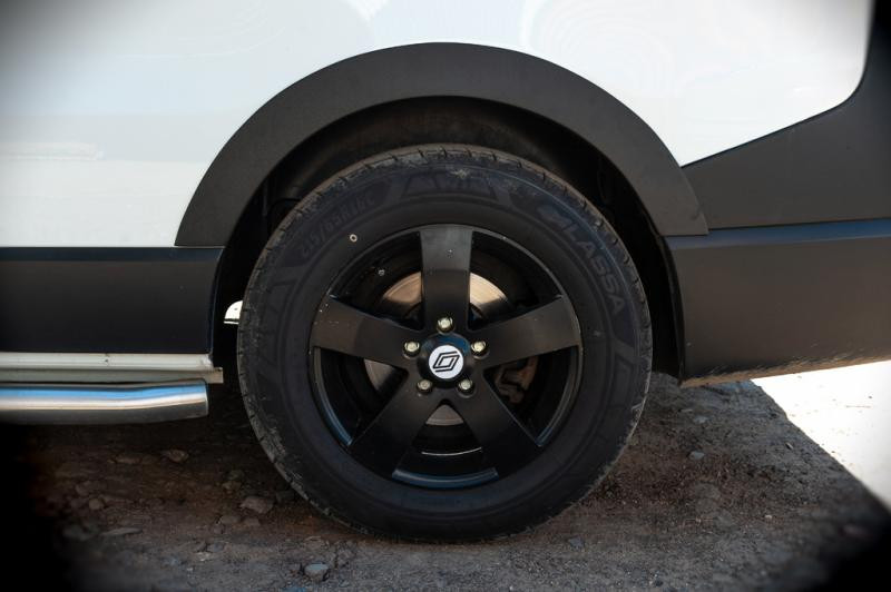 Купити Накладки на арки (6 шт, чорні, ABS) для Nissan NV300/Primastar 2016-рр