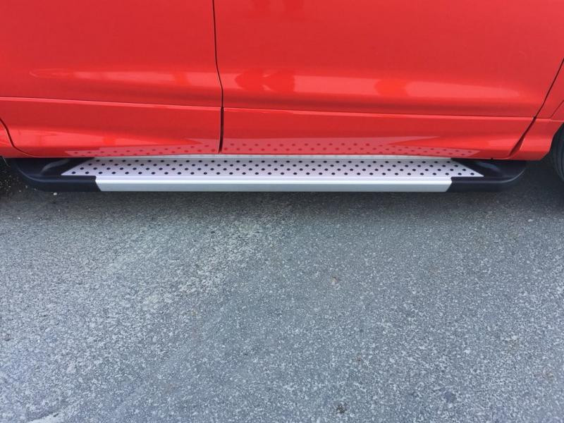 Купити Бокові пороги Allmond Grey (2 шт, алюм.) З чорним листям на дверях для Ford Kuga/Escape 2013-2019 рр