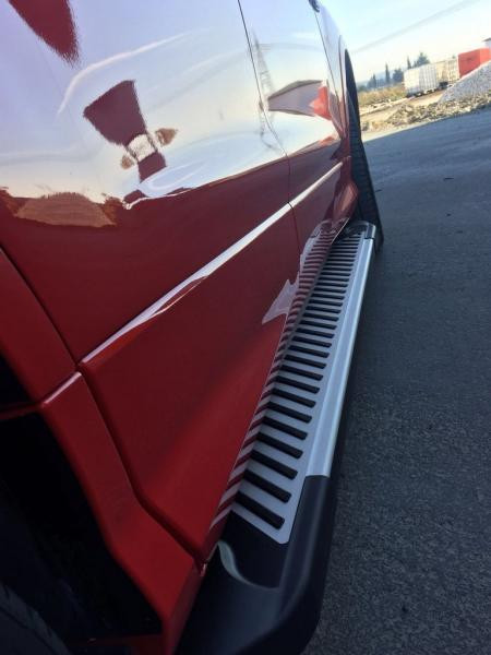 Купити Бокові пороги Line (2 шт., Алюміній) З чорним листям на дверях для Ford Kuga/Escape 2013-2019 рр