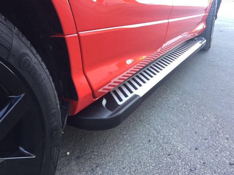 Купити Бокові пороги Line (2 шт., Алюміній) З чорним листям на дверях для Ford Kuga/Escape 2013-2019 рр