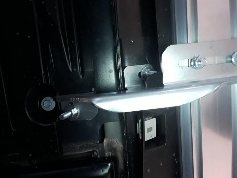 Купити Бокові пороги Bosphorus Grey (2 шт., Алюміній) З чорним листям на дверях для Ford Kuga/Escape 2013-2019 рр