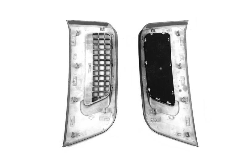 Купити Накладки на вентиляцію крил (2 шт) для Land Rover Defender 2019- рр