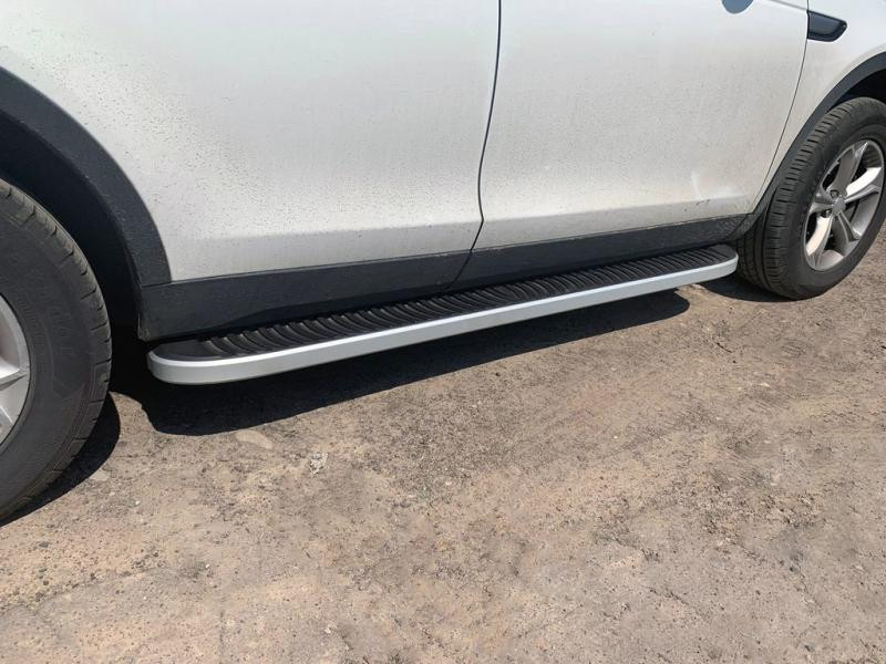 Купить Боковые пороги Tayga Grey (2 шт., алюминий) 2014-2019 для Land Rover Discovery Sport