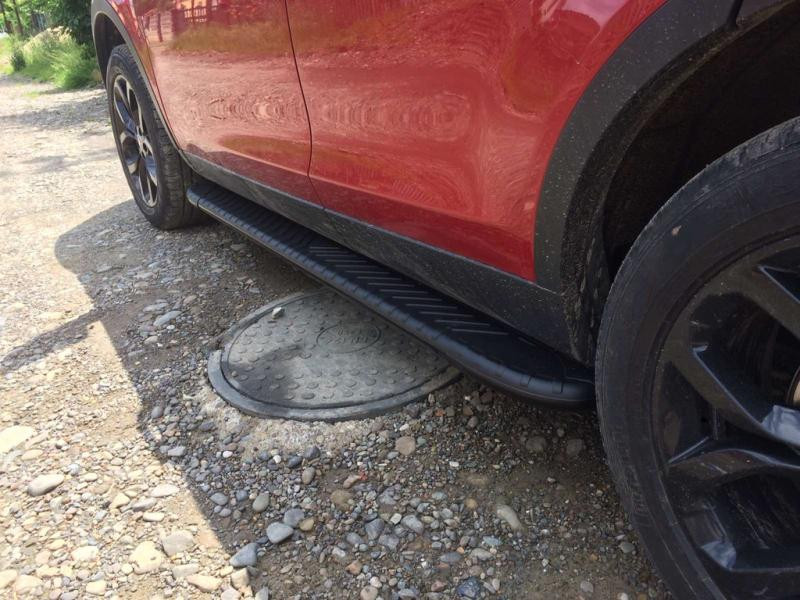 Купить Боковые пороги Bosphore Black (2 шт., алюминий) 2014-2019 для Land Rover Discovery Sport