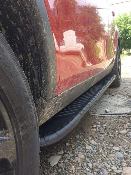 Купити Бокові пороги Bosphore Black (2 шт., Алюміній) 2019-2025 для Land Rover Discovery Sport